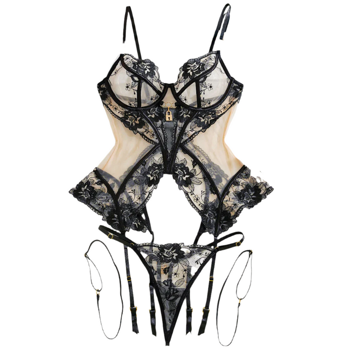 Carol – Luxe Lock Lace Lingerie Set for Women
