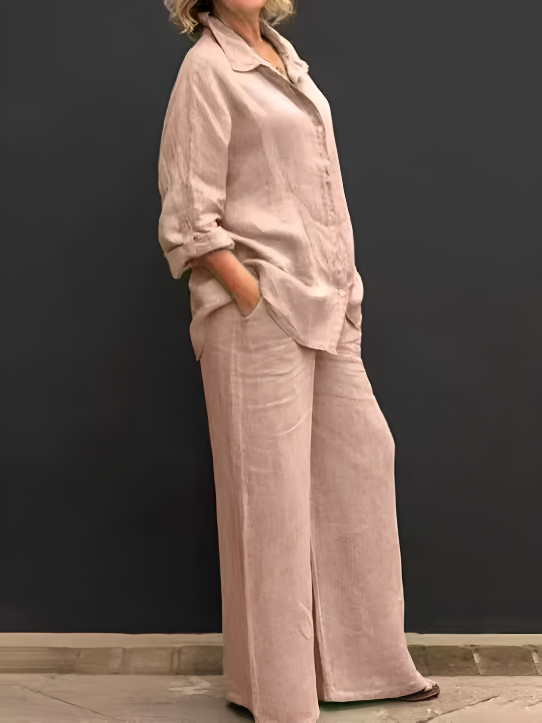 Sofia – Women’s Linen Two-Piece Shirt Suit