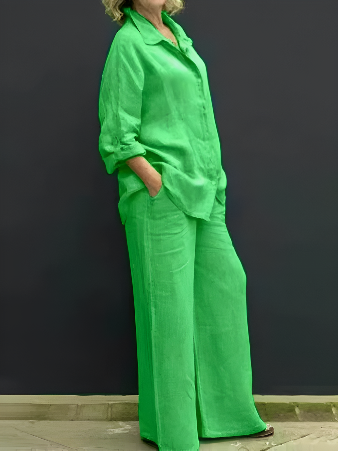 Sofia – Women’s Linen Two-Piece Shirt Suit