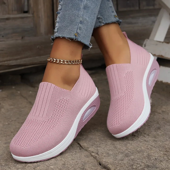 Kimberly – Women’s Stretch Comfort Walking Shoes