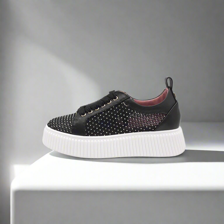 Léonie – Women’s Elegant Sneaker