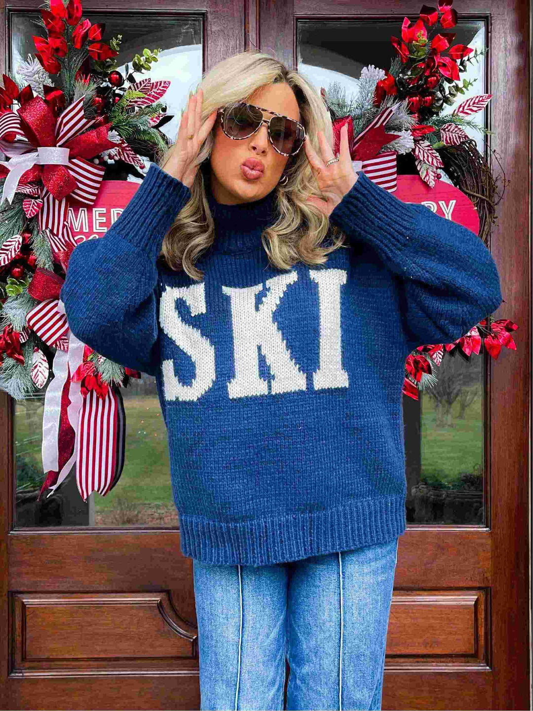 Alexia – Retro Cashmere Women’s Turtleneck Ski Sweater