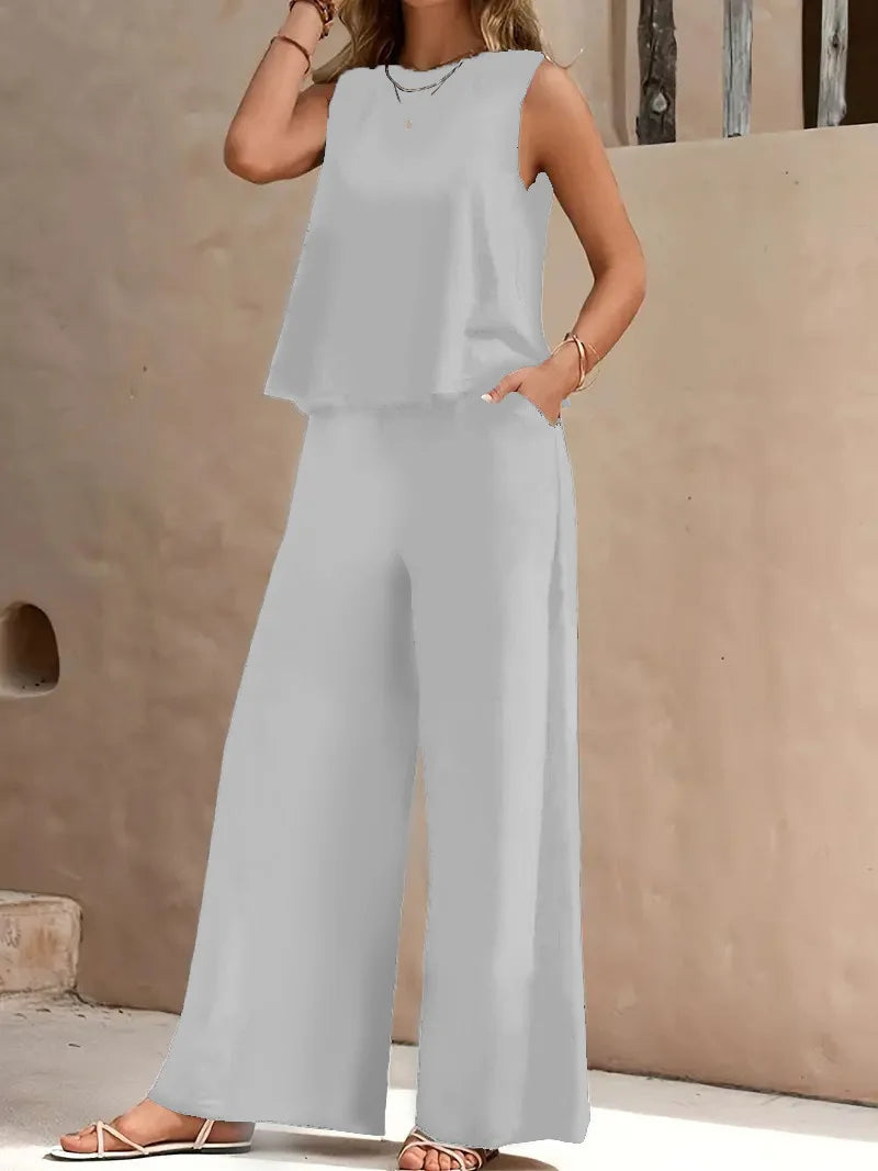 Gracelyn – Tailored Women’s Two-Piece Suit Set
