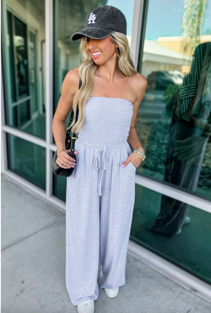Everleigh – Stretch-Fit Women’s Holiday Jumpsuit