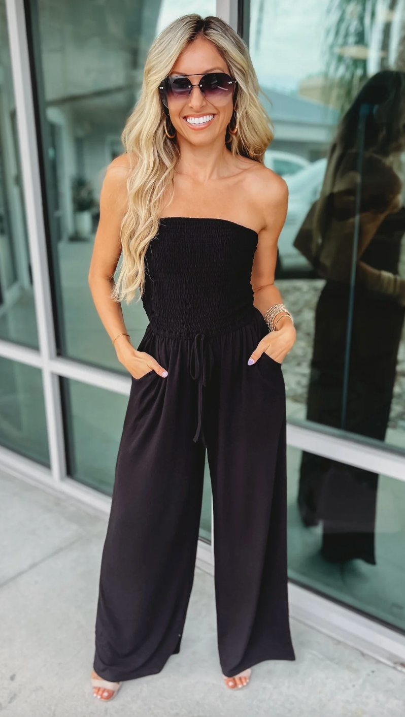 Everleigh – Stretch-Fit Women’s Holiday Jumpsuit