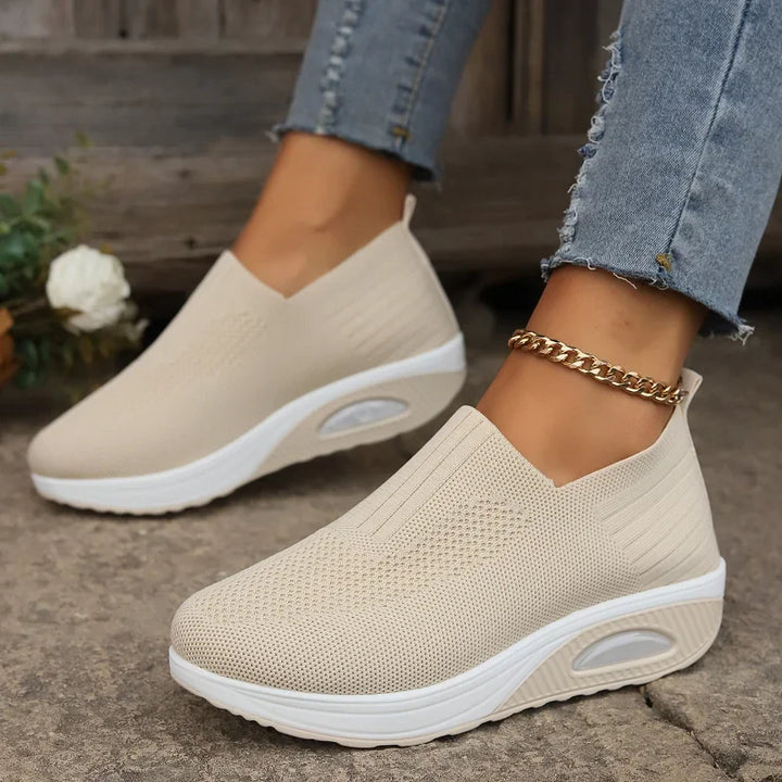 Kimberly – Women’s Stretch Comfort Walking Shoes