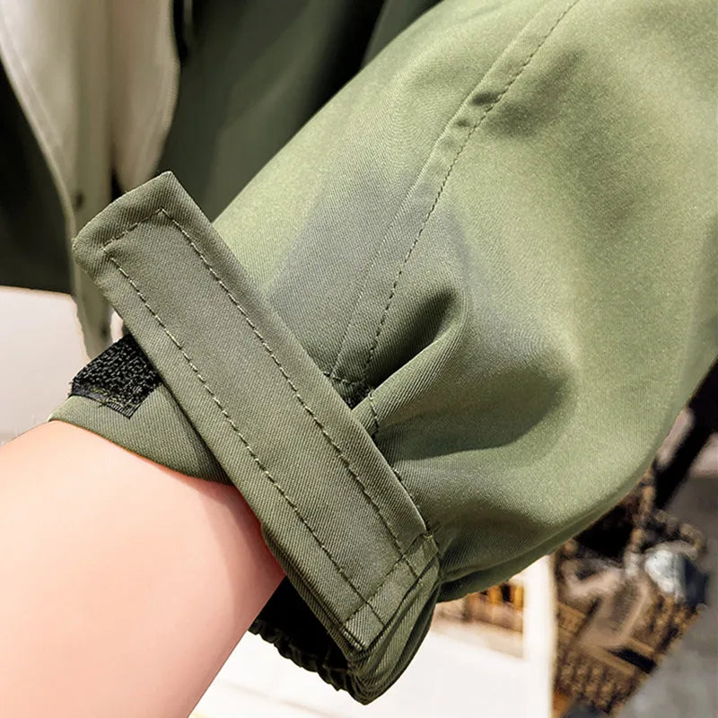 Alazne – Waterproof Women’s Windbreaker Jacket
