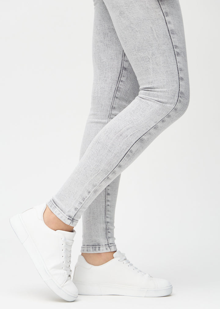 Elena – Contour-Fit Women’s Sculpting Denim Jeans