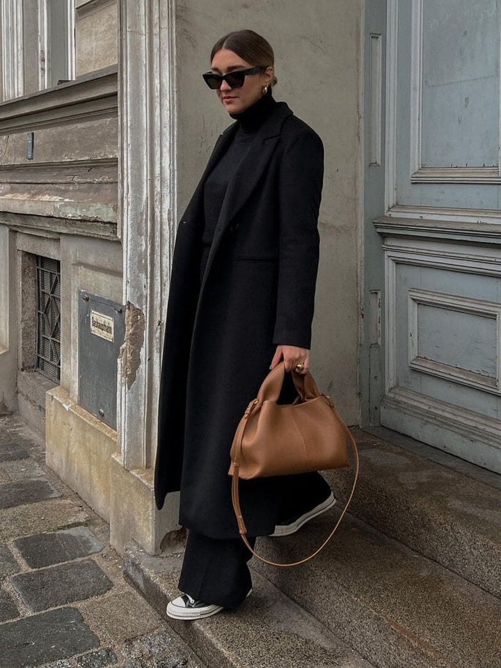 Ember – Women’s Dumpling Clutch Bag