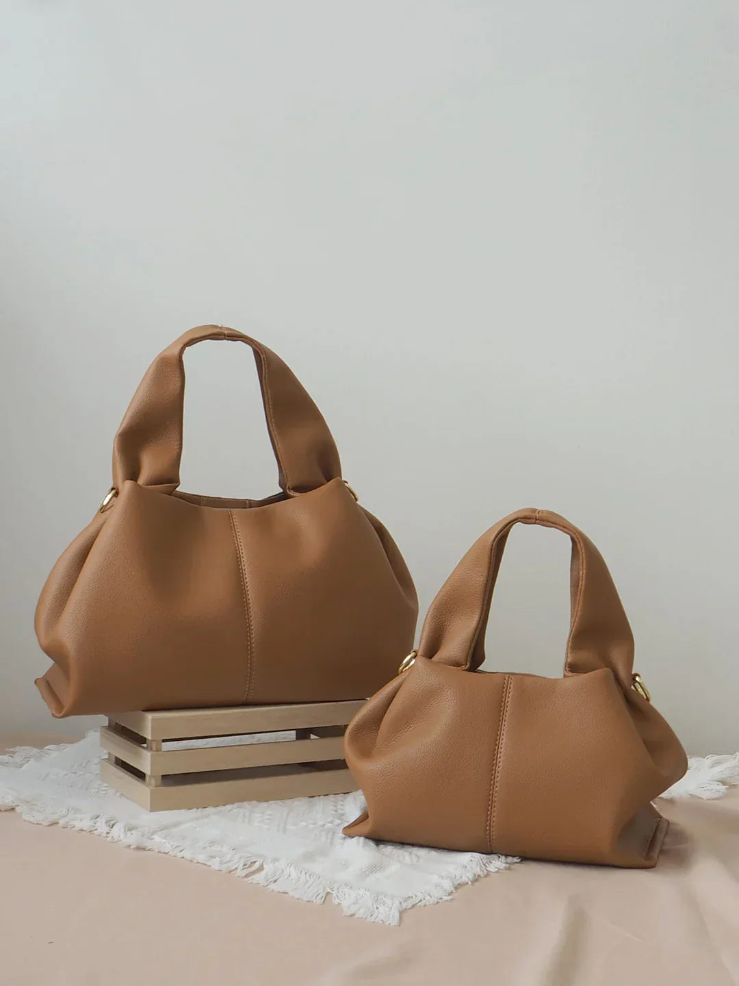 Ember – Women’s Dumpling Clutch Bag