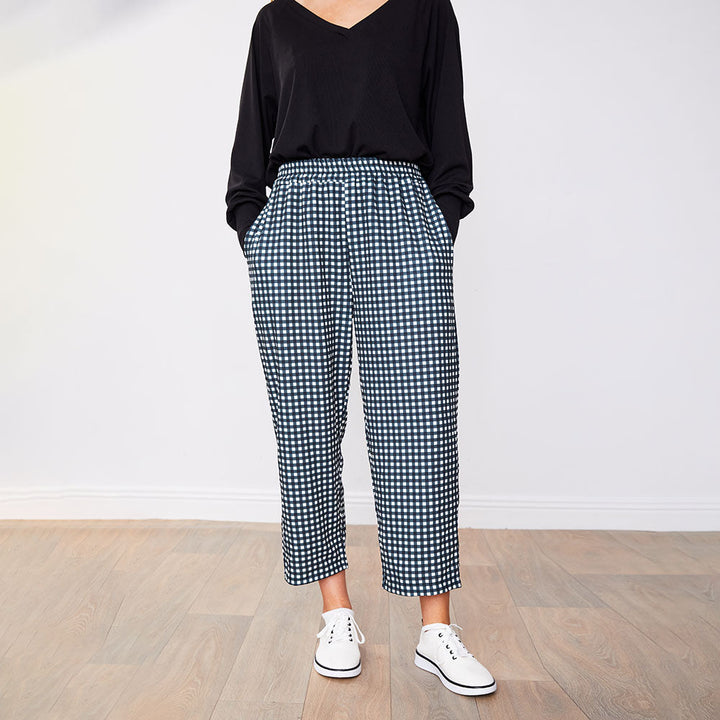 Clarize – Women’s Green Checkered Tailored Trousers