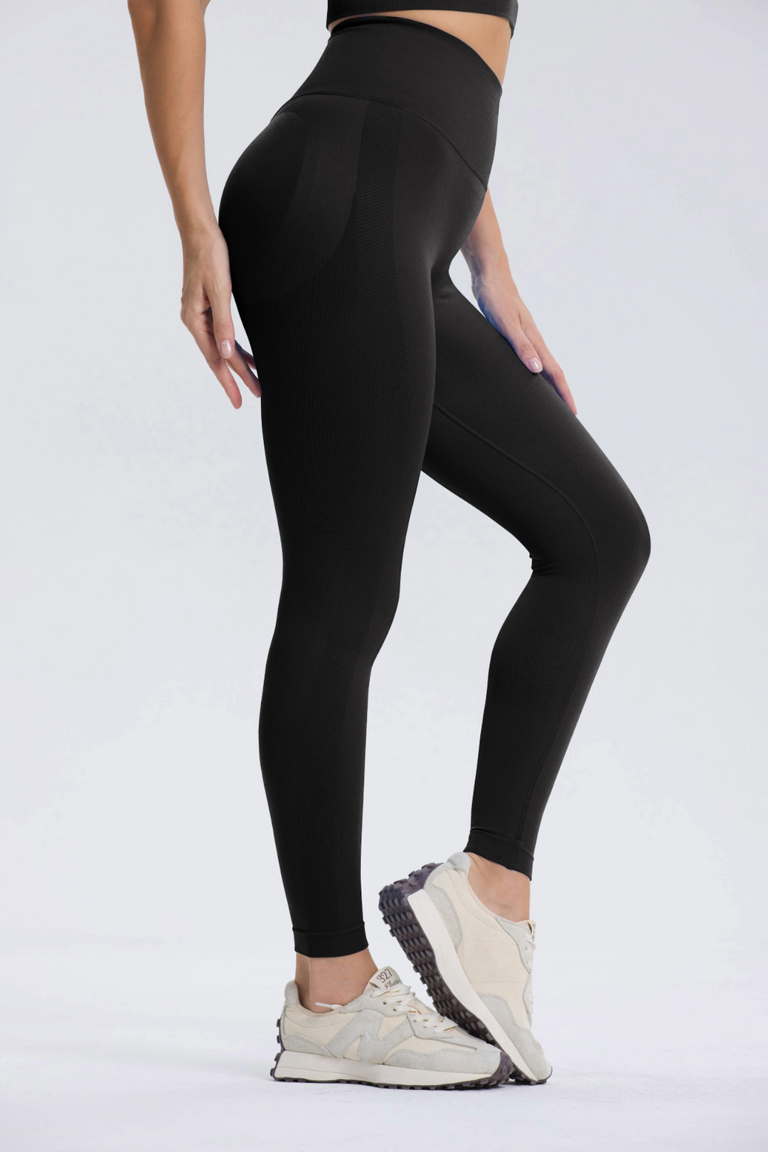 Alexandra – Ultra-Comfortable Women’s Premium Leggings
