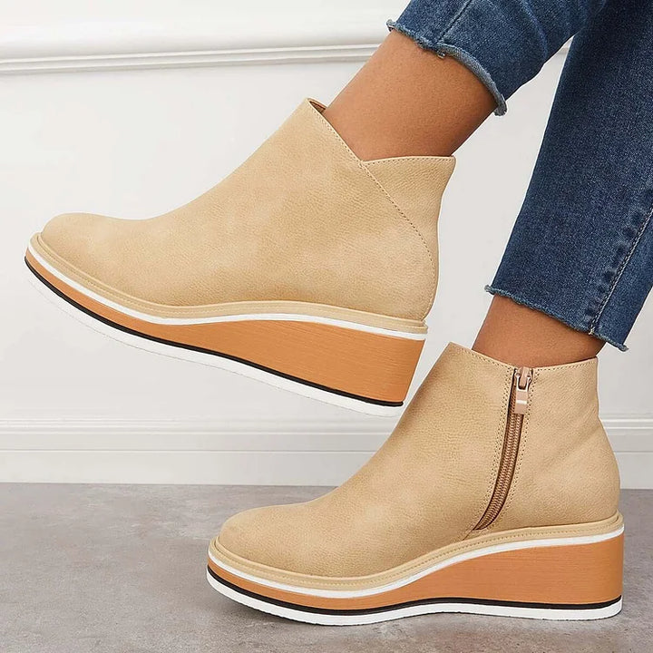 Anastassia – Women’s PU Leather Comfort Boots