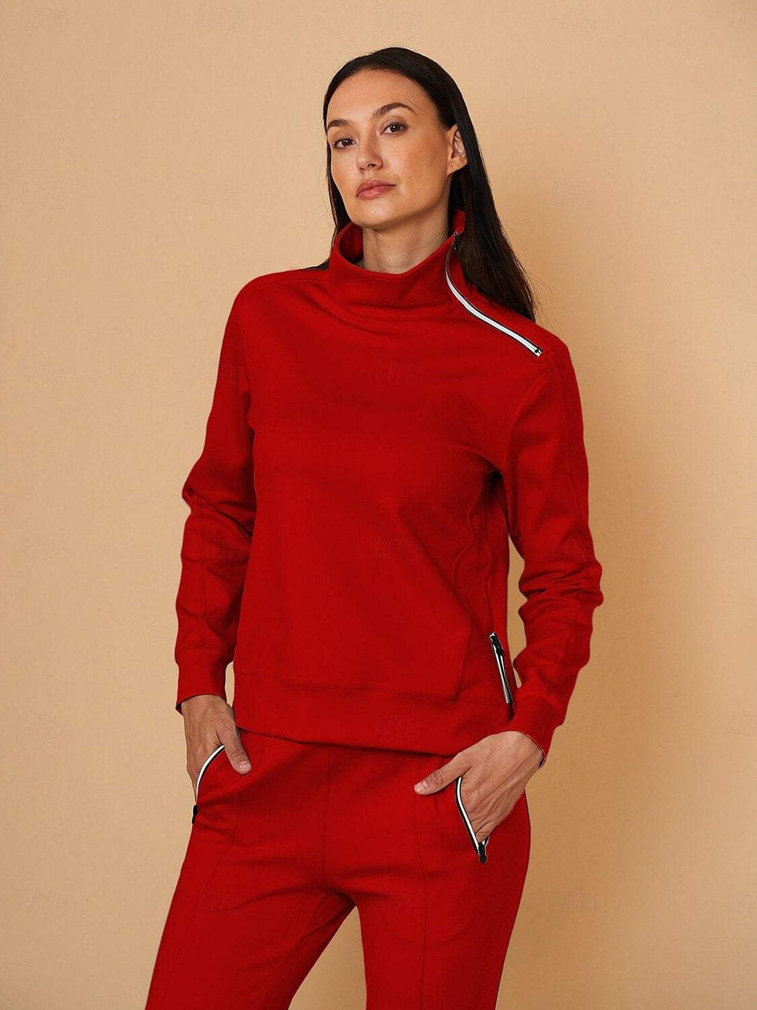 Jennifer – Irregular-Collar Women’s Golf Pullover & Pant Set