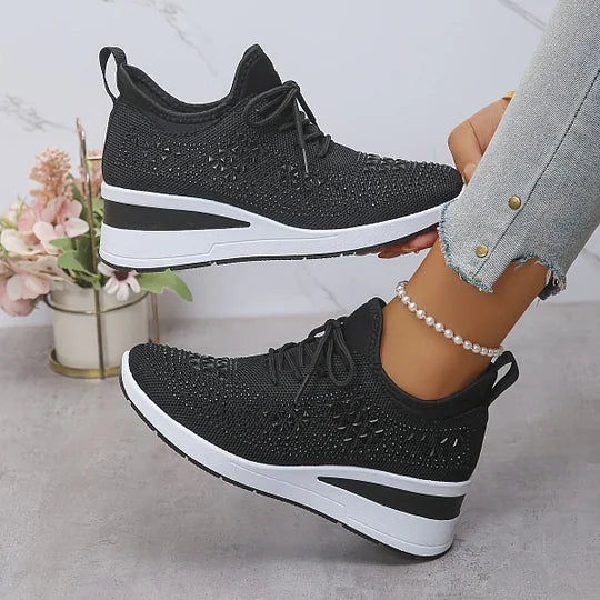 Luciana – All-Day Comfort Women’s Walking Shoes