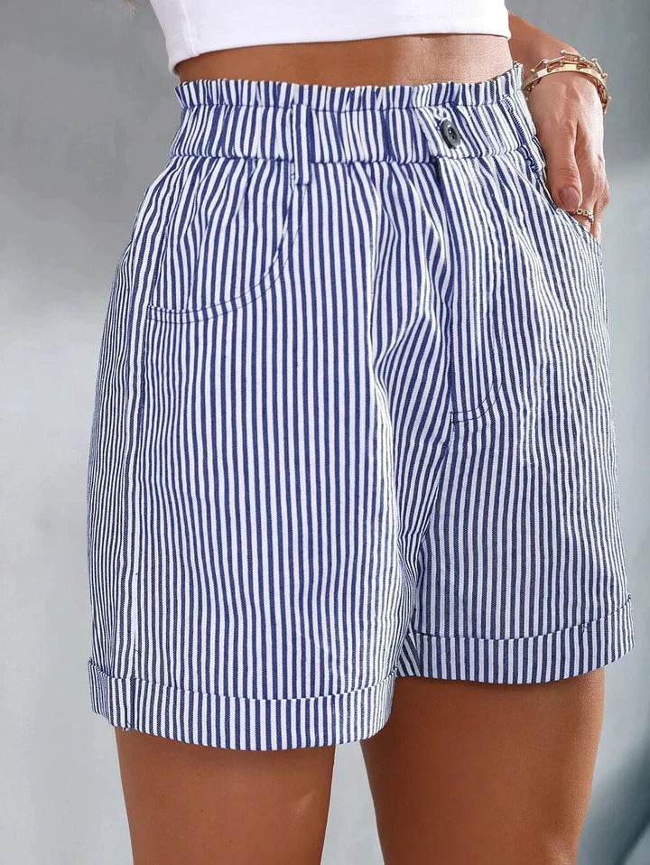Jasmaine – Loose Casual Women’s Striped Shorts