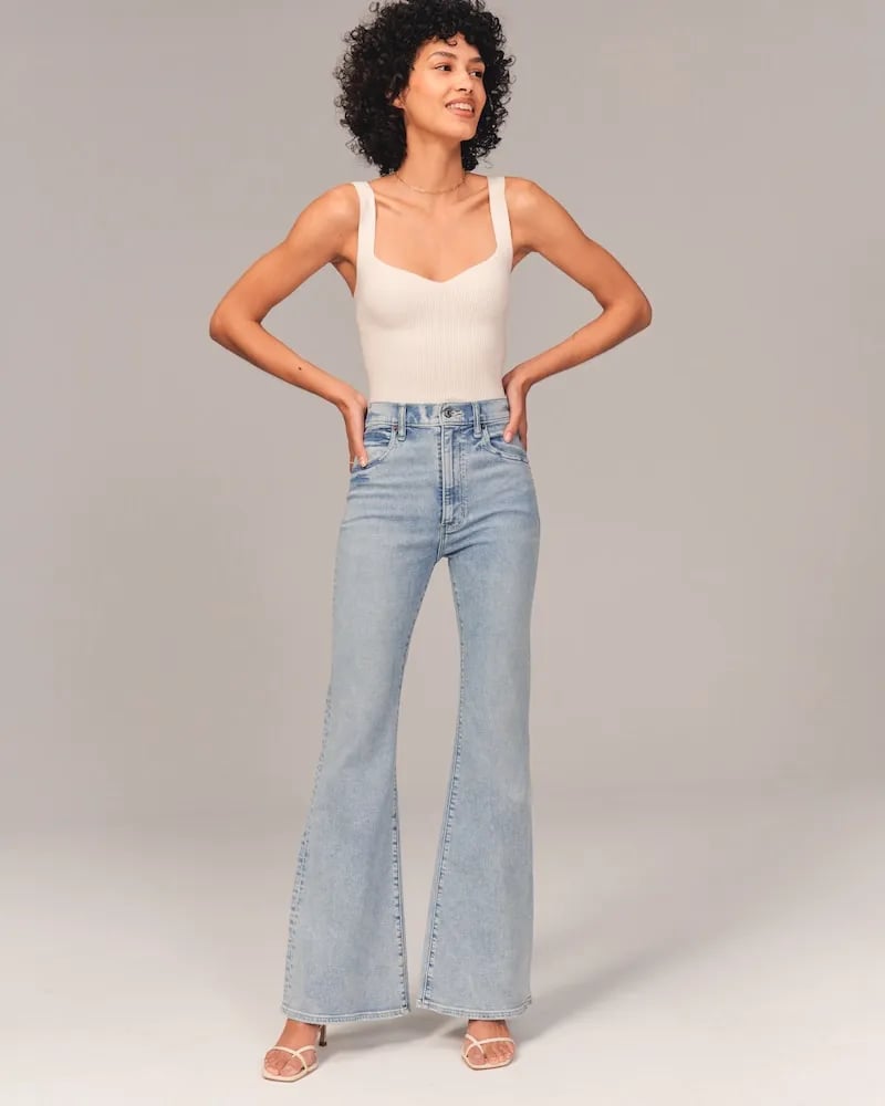 Sophie – Super High-Waist Flared Jeans for Women