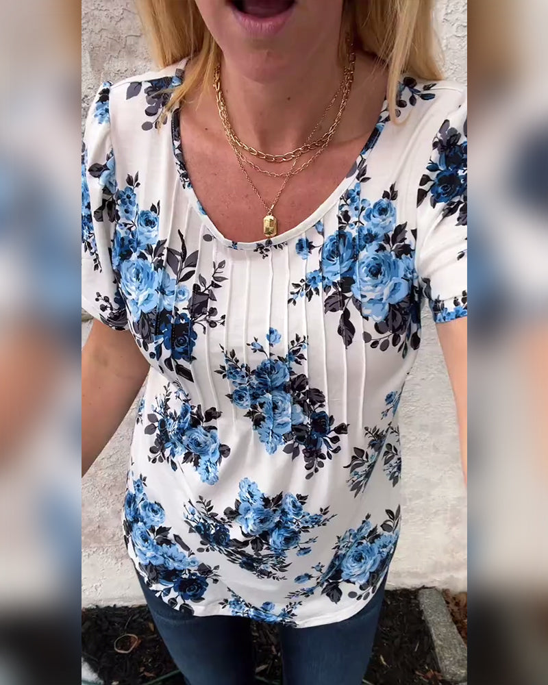Hannah – Floral Pleated Women’s T-Shirt