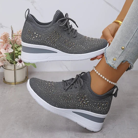 Luciana – All-Day Comfort Women’s Walking Shoes
