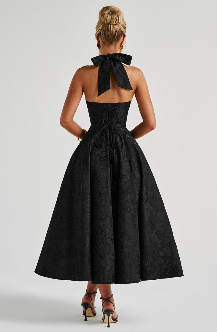 Erlinda – Effortless Women's Black Maxi Dress