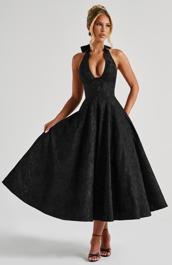 Erlinda – Effortless Women's Black Maxi Dress
