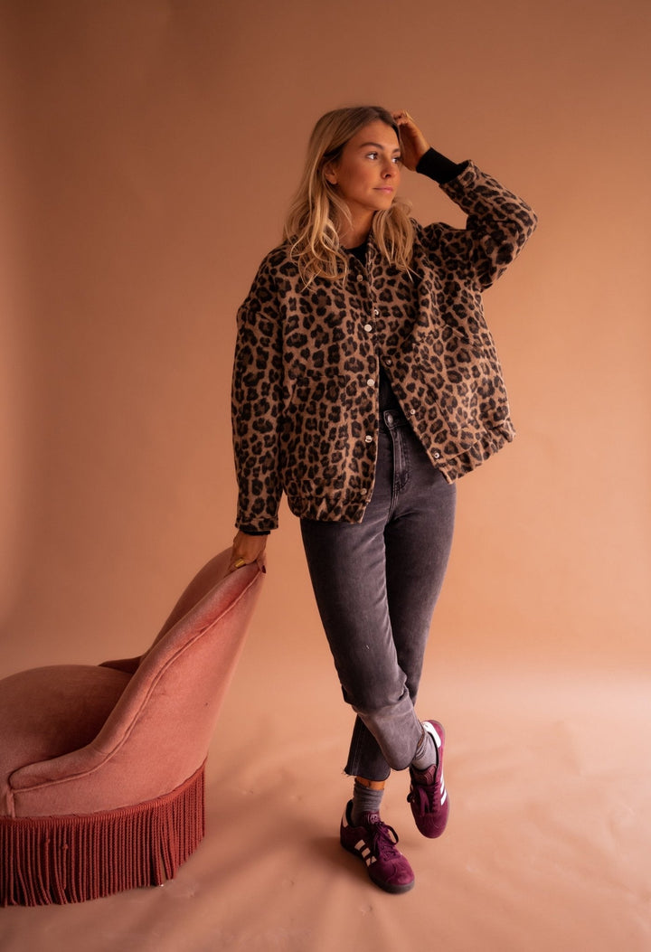 Serafina – Bold Leopard Print Women’s Jacket