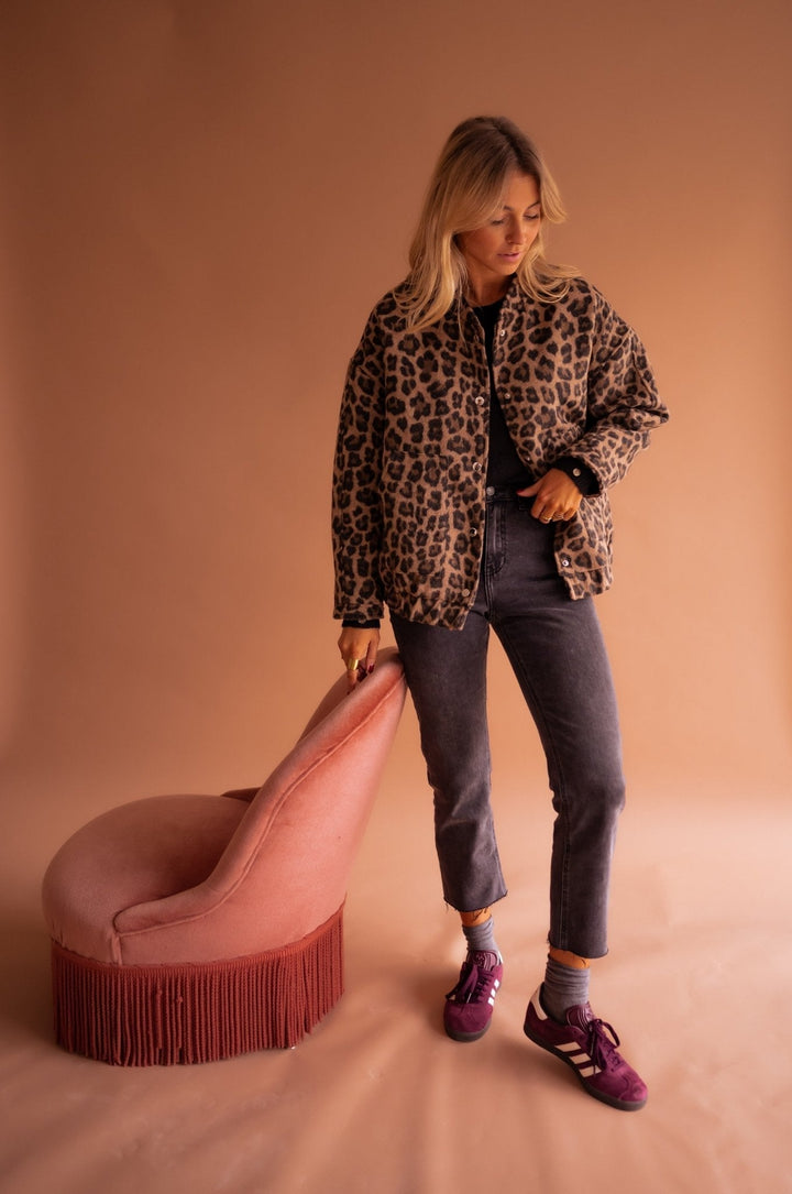 Serafina – Bold Leopard Print Women’s Jacket