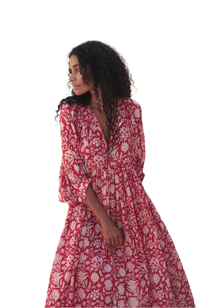 Erika – Romantic Sleeved Women’s Flowy Dress