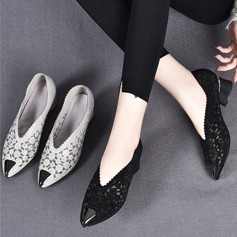 Isabella – Women’s Heeled Comfort Shoe with Arch Support