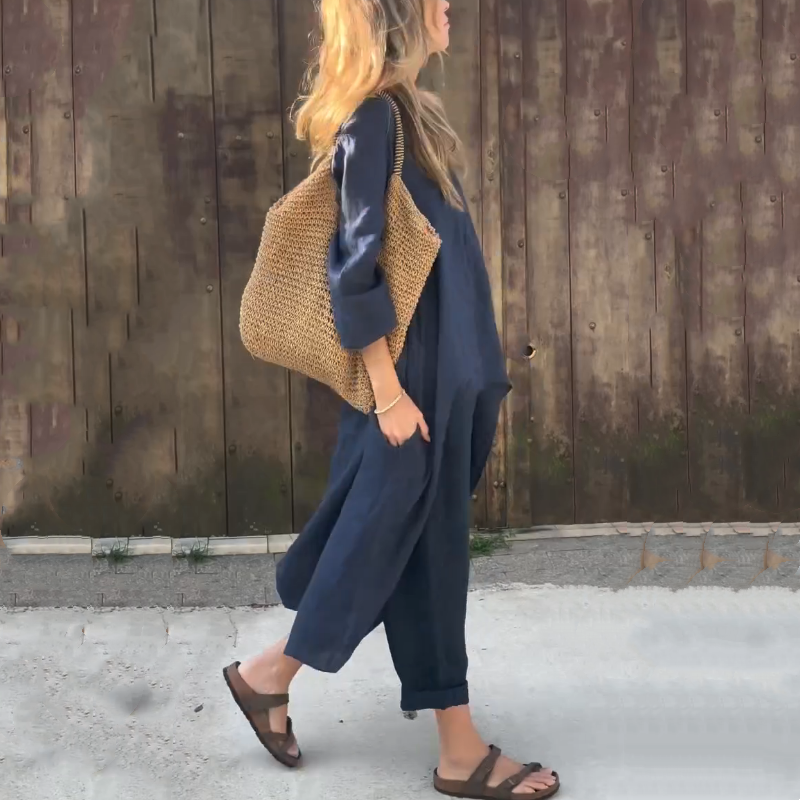 Louisa – Chic Two-Piece Set for Women with High-Low Hem