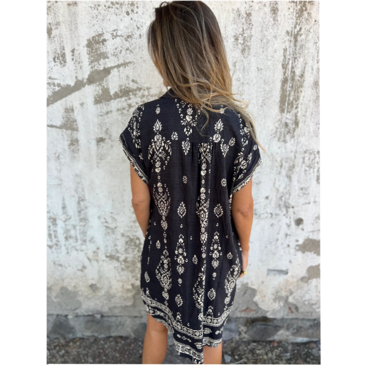Kehlani – Effortless Style Women’s Printed Dress with Pockets
