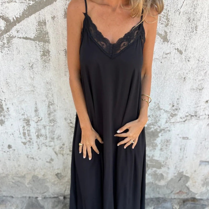 Delilah – Lace-Detail V-Neck Women’s Maxi Dress