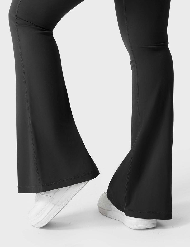 Sabrina – Flared High-Waist Women’s Pocket Leggings