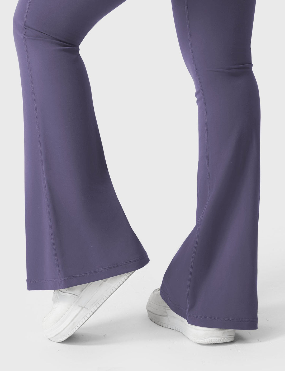 Sabrina – Flared High-Waist Women’s Pocket Leggings